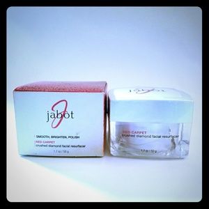 Jabot RED CARPET crushed diamond resurfacer